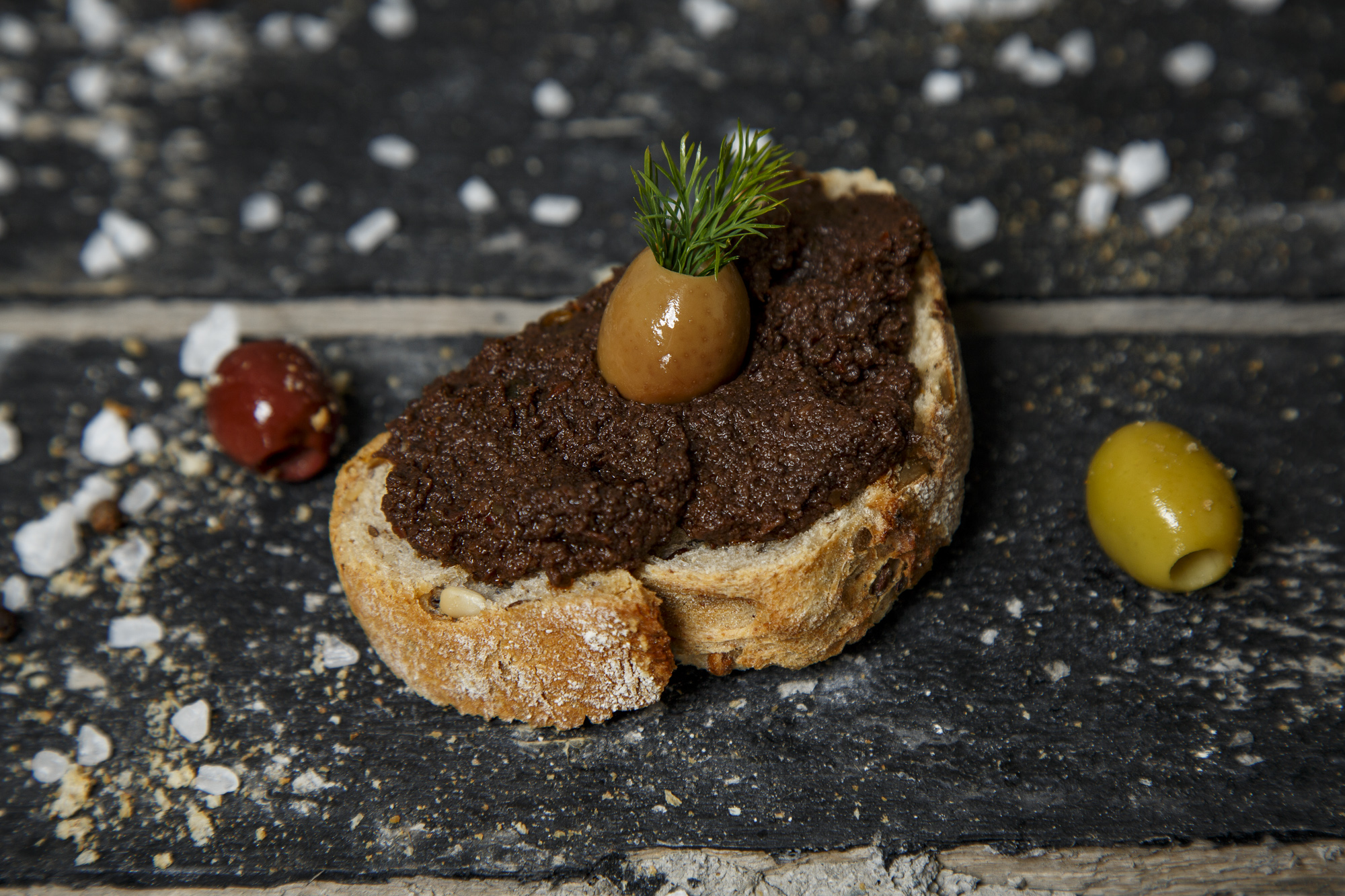 маслинова паста